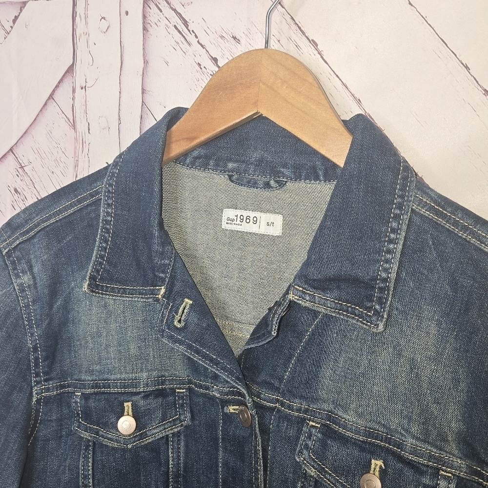 GAP Denim Jeans Jacket - Picture 4 of 7